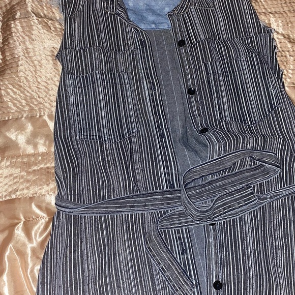 Kroix size 1X and Still in good condition and good material - Picture 7 of 9